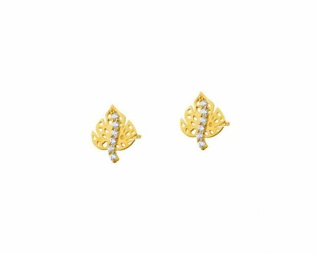 Artificial earrings
