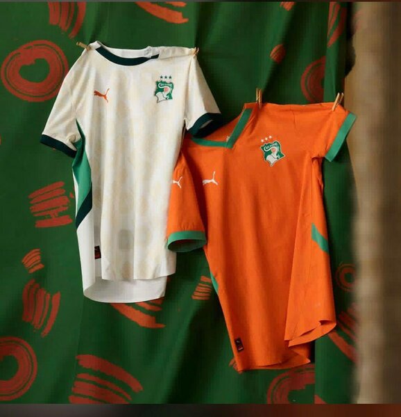 Maillots de football de l'équipe nationale