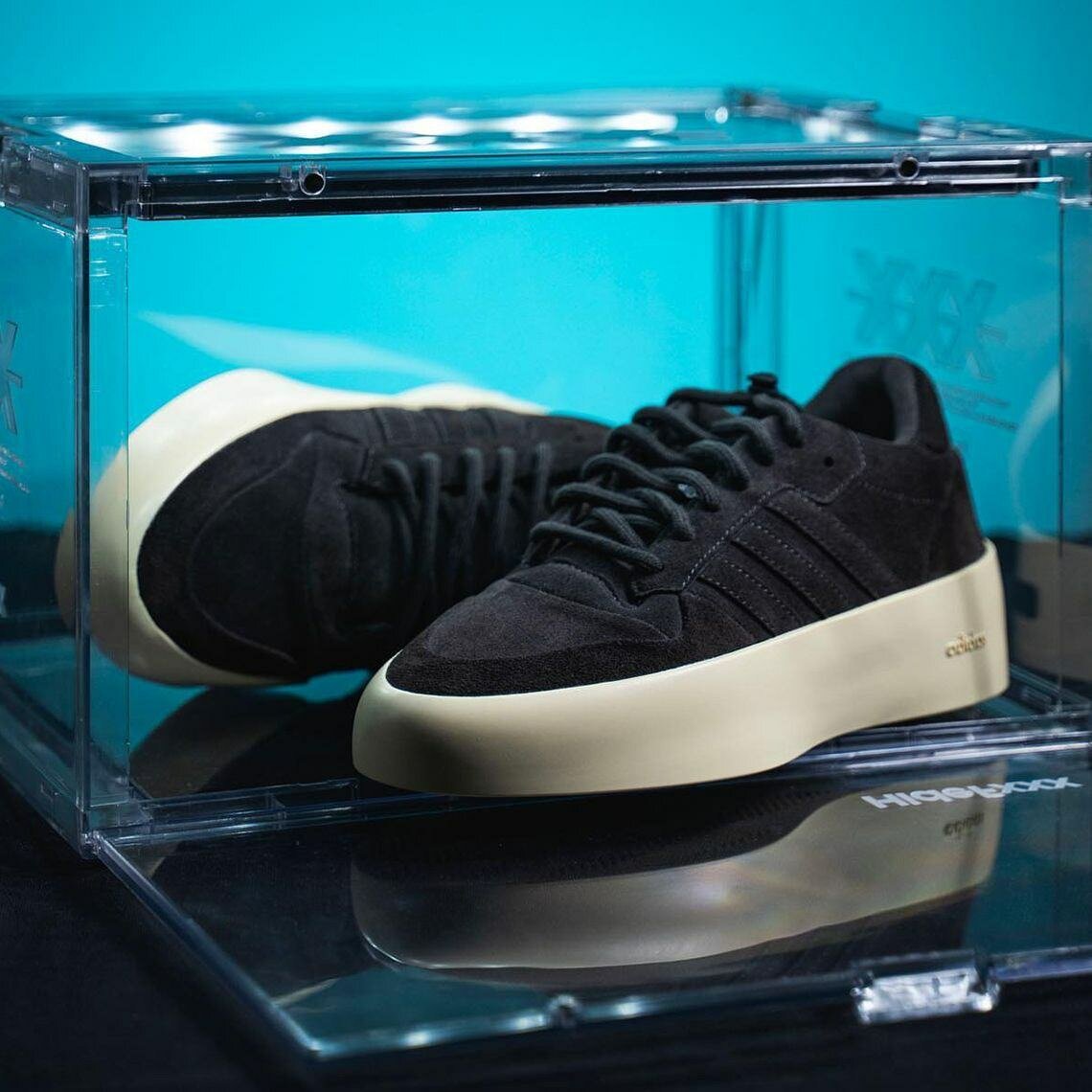 ADIDAS FEAR OF GOD (FOG)