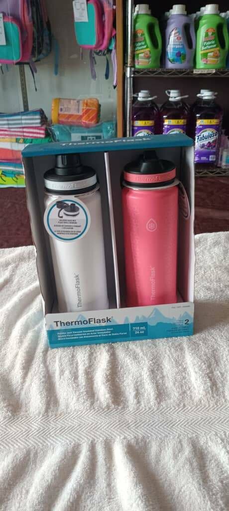 Bottle for school can hold heat and cold for long time