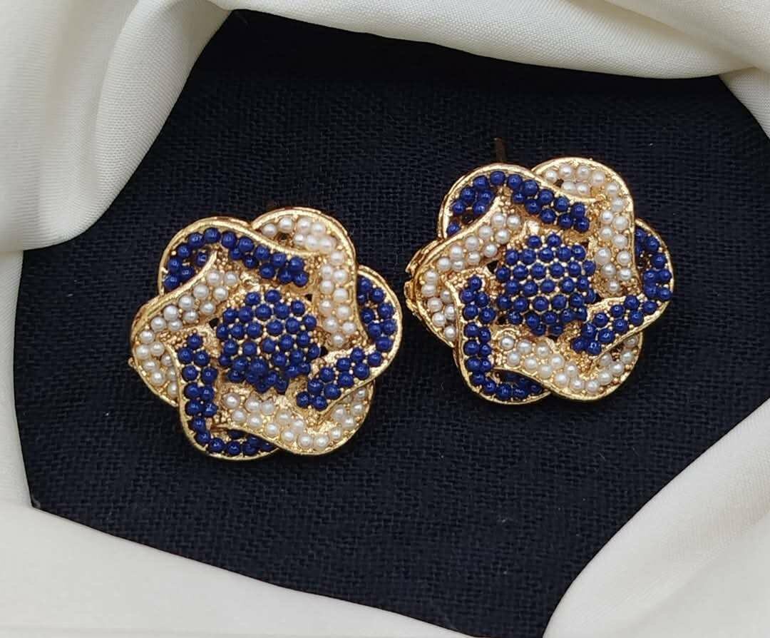 Ladies earrings