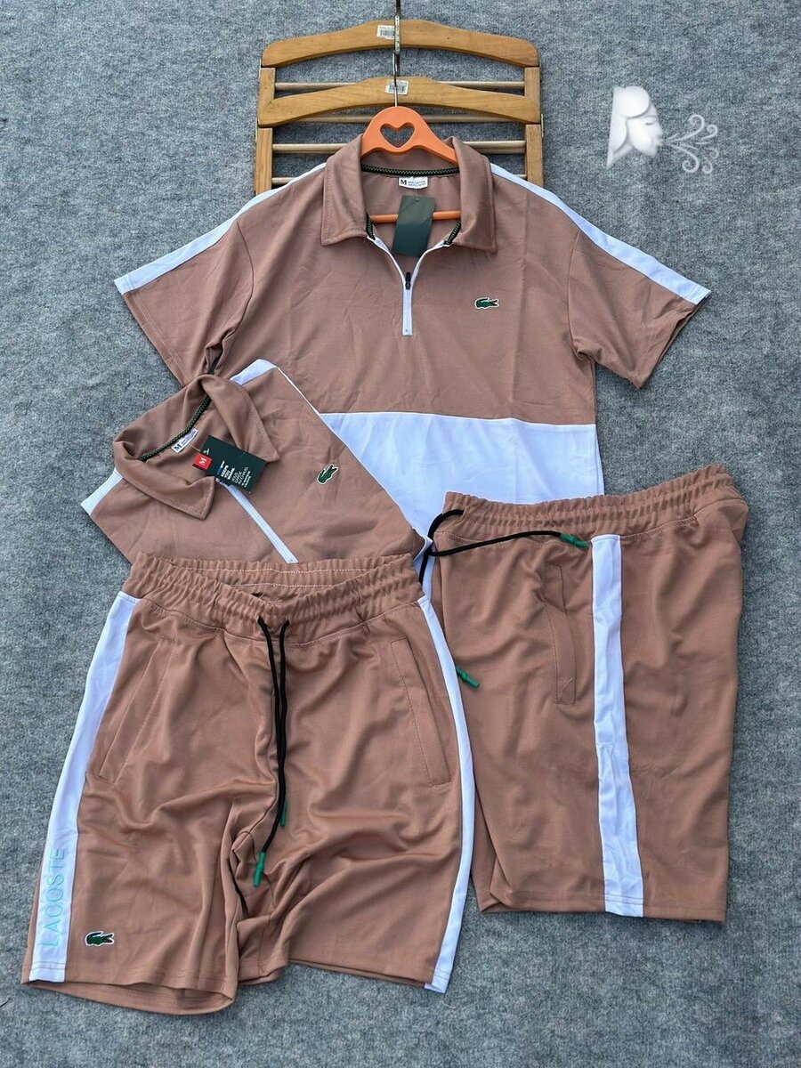 Ensemble de sport homme élégant