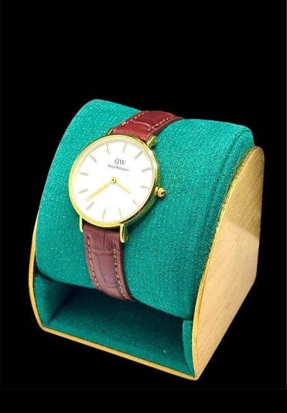 Montre élégante unisexe