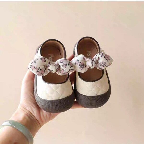 Chaussures bébé élégantes