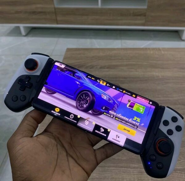 Contrôleur de jeu pour smartphone