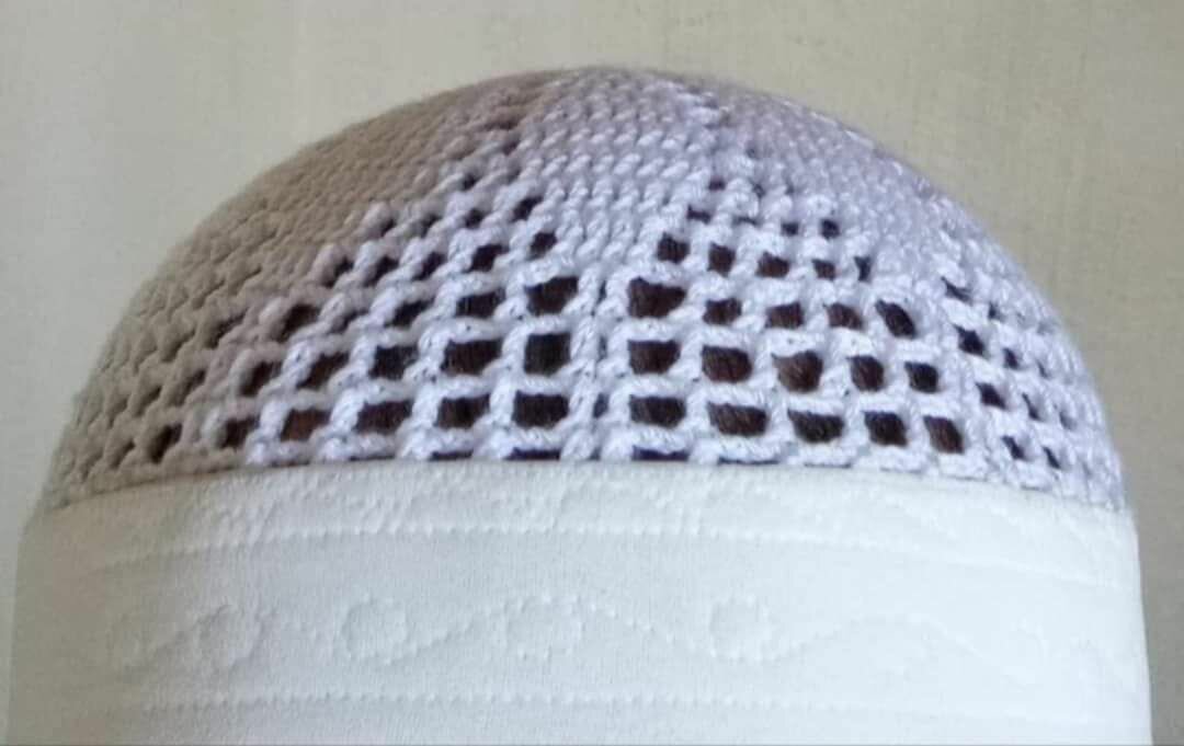 Chapeaux