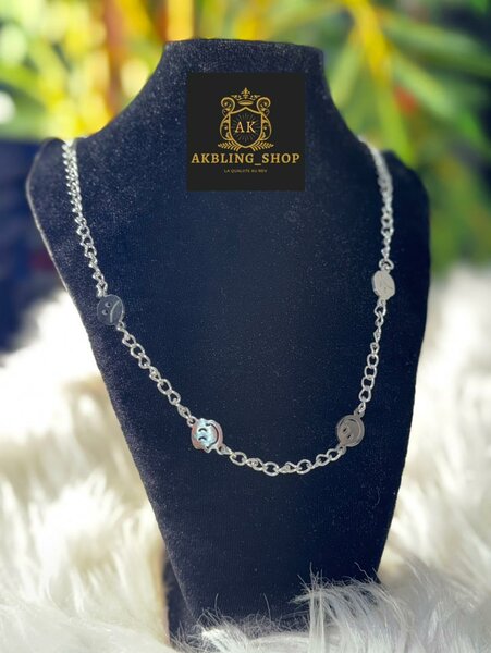 Collier pendentif étoilé