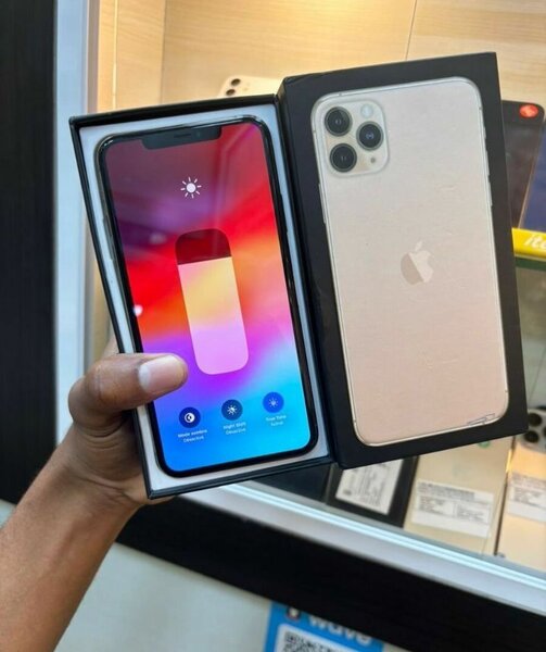 Smartphone avec triple caméra