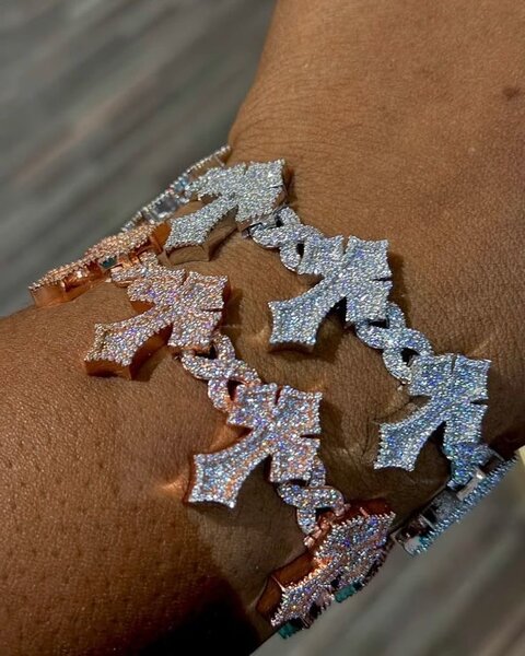 Bracelet en argent croix