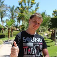 Денис Долженко