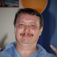 Александр Савельев