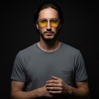 Артем Первутинский