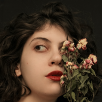 Юлия Макарова