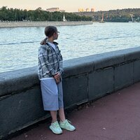 Арина Ефремова