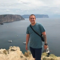 Антон Пономарев