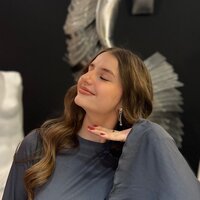 Яна Стрельцова