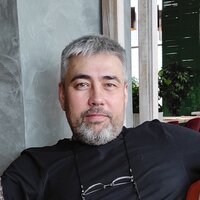 Руслан Шарипов