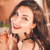 Полина Сикора