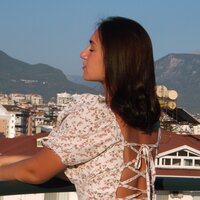 Ксения Овчинникова