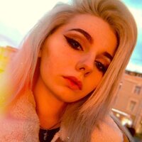 Анна Попова