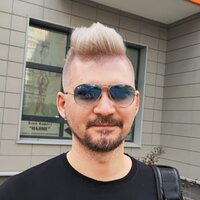 Евгений Махов