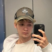 Максим дикушников