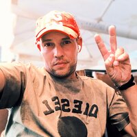 Александр Перов
