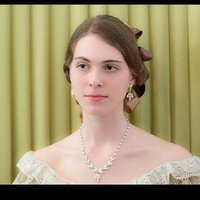 Елена Петрова