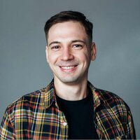 Роман Макаров