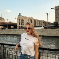 Оля Радионова