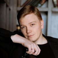 Максим Шумбутов