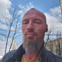 Михаил Иванов