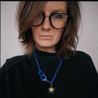 Лена Шумная