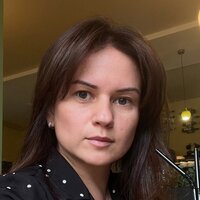 Анна Попова