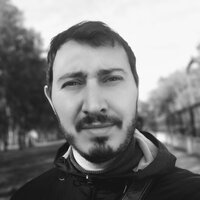 Антон Максименко