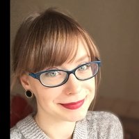 Полина Попова