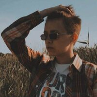 Лария Студенцова