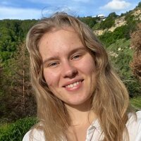 Анастасия Базаева