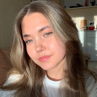 Настя Логинова