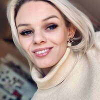 Асия А.