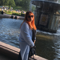 Елена Зверева