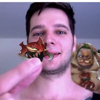 Роман Скрынников