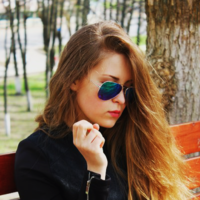 Алёна Хватова