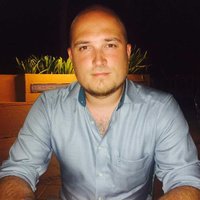 Максим Казаков