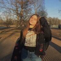 Анастасия Брусникина