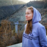 Кира Рожнова