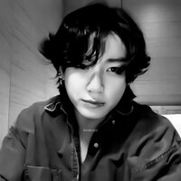 ᴇᴠɪʟ ᴠᴇʟɪᴀʀ.