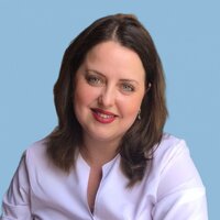 Юлия Устинова