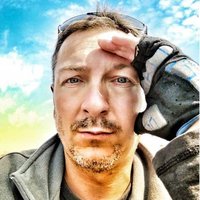 Живой мужчина Алексей