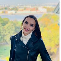 Виктория Романова